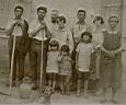 la famille Auramboux (parents de Suzanne)  Crilly vers 1930